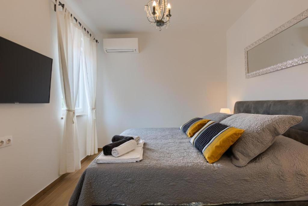 Apartments Dream In Arena 1 Pula Center Free Parking Extérieur photo