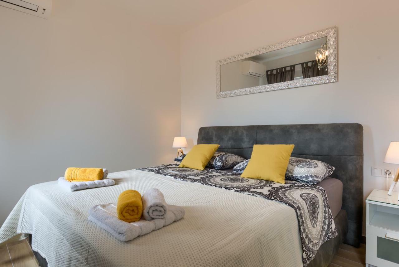 Apartments Dream In Arena 1 Pula Center Free Parking Extérieur photo