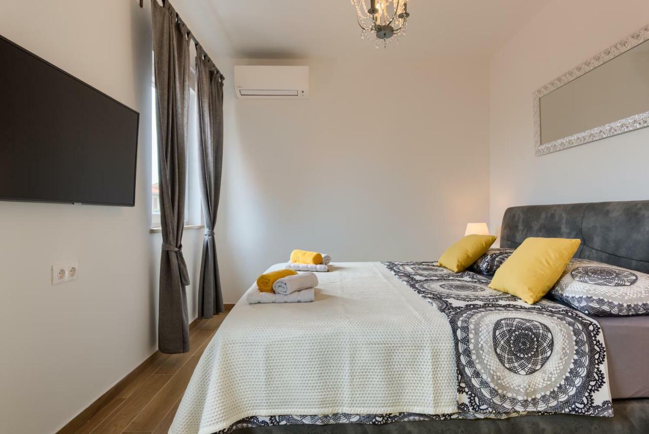 Apartments Dream In Arena 1 Pula Center Free Parking Extérieur photo